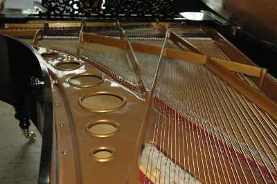 Piano: some ideas from the team of piano makers in Watzek's specialized workshop