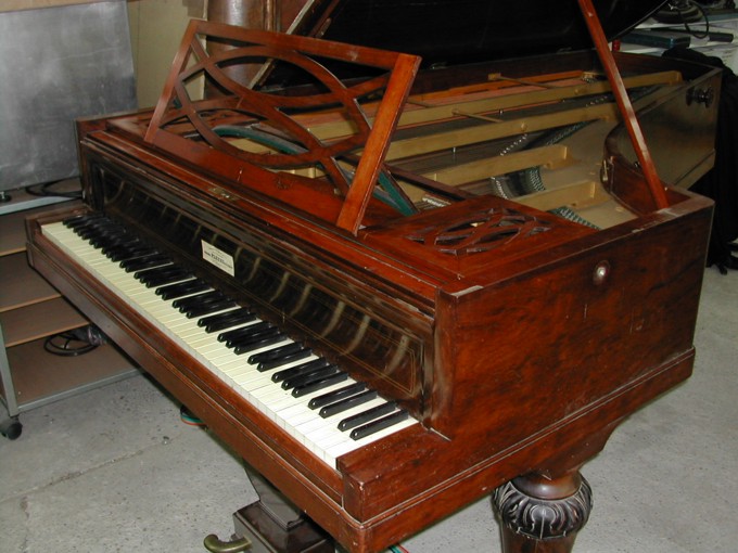 Watzek's piano manufacture sells antique pianofortes